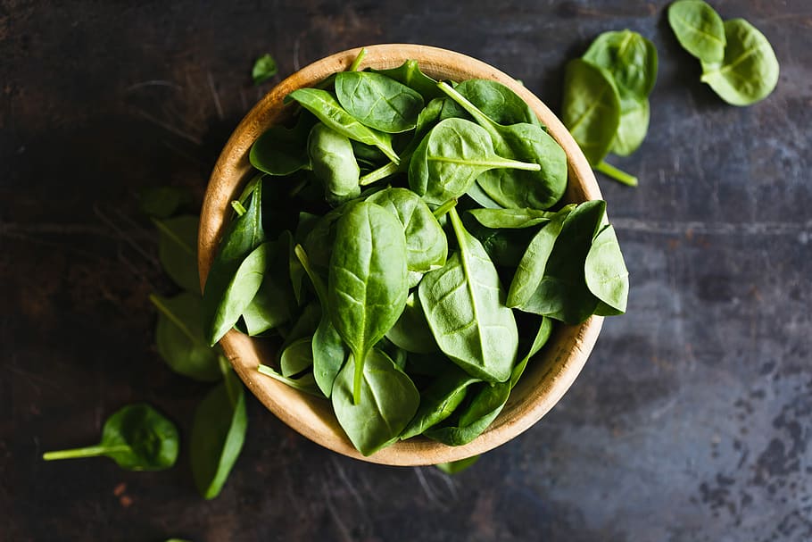Spinach: The Ultimate Skin Detoxifier
