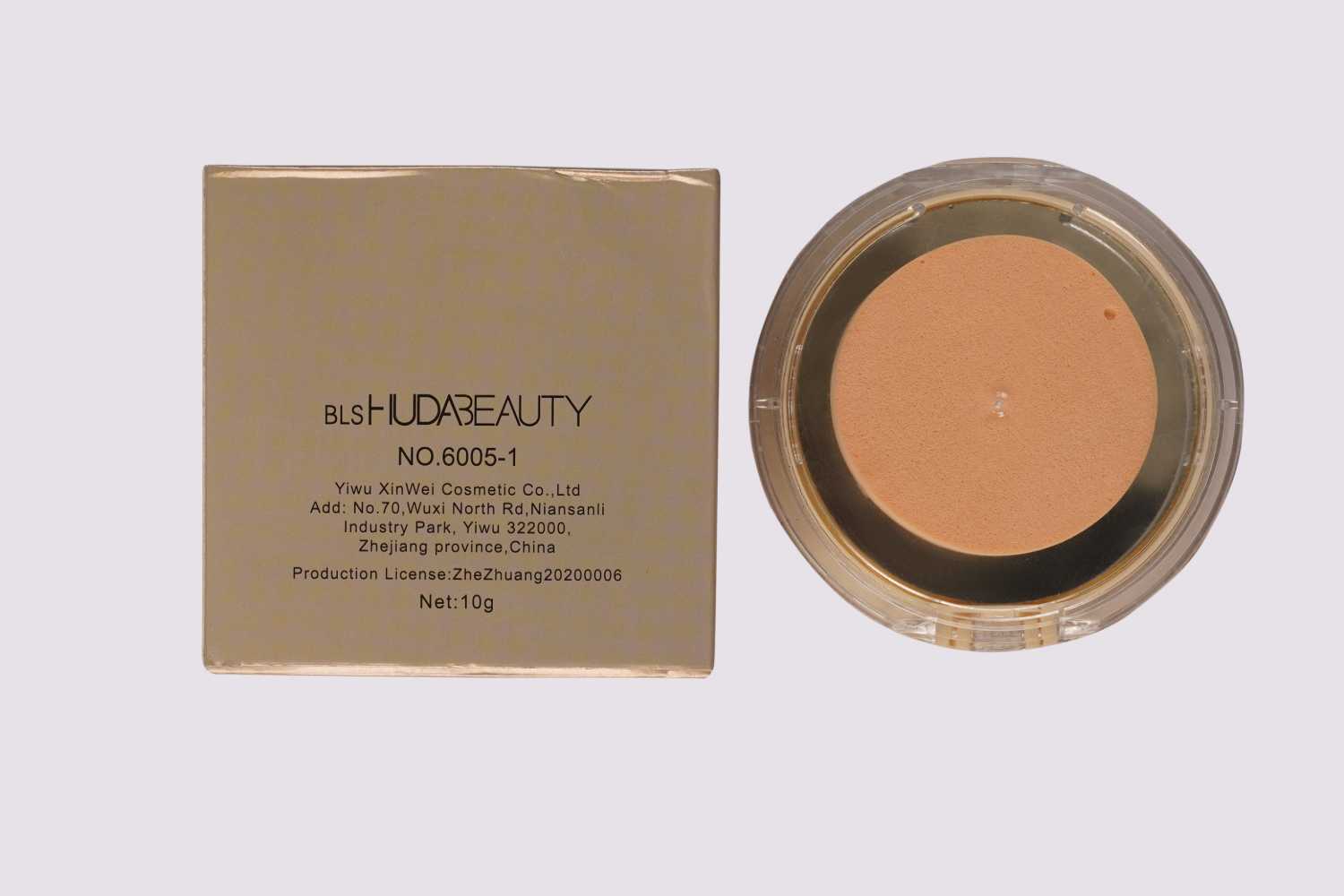 Huda Beauty Powder